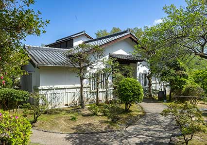 豊田市民芸館